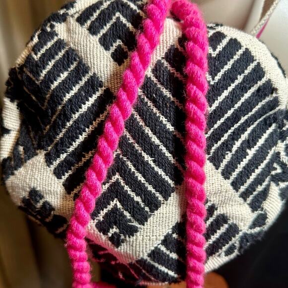 World Market Drawstring Chevron Bag - Picture 6 of 6